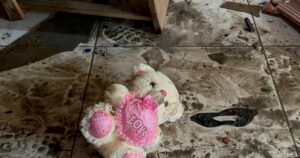 Día del Niño: juguetes bajo escombros, la vida de los chicos en guerra imagen-3