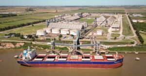 Hasta 100.000 dólares por barco: el paro de prácticos ya genera pérdidas millonarias Hasta 100.000 dólares por barco: el paro de prácticos ya genera pérdidas millonarias imagen-3
