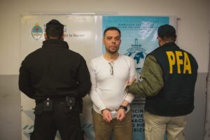 La Policía extraditó a Turquía a un jefe mafioso acusado por 28 homicidios y otros crímenes imagen-2