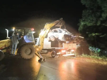 Murió un automovilista tras despistar por la intensa lluvia y caer en una zanja imagen-132