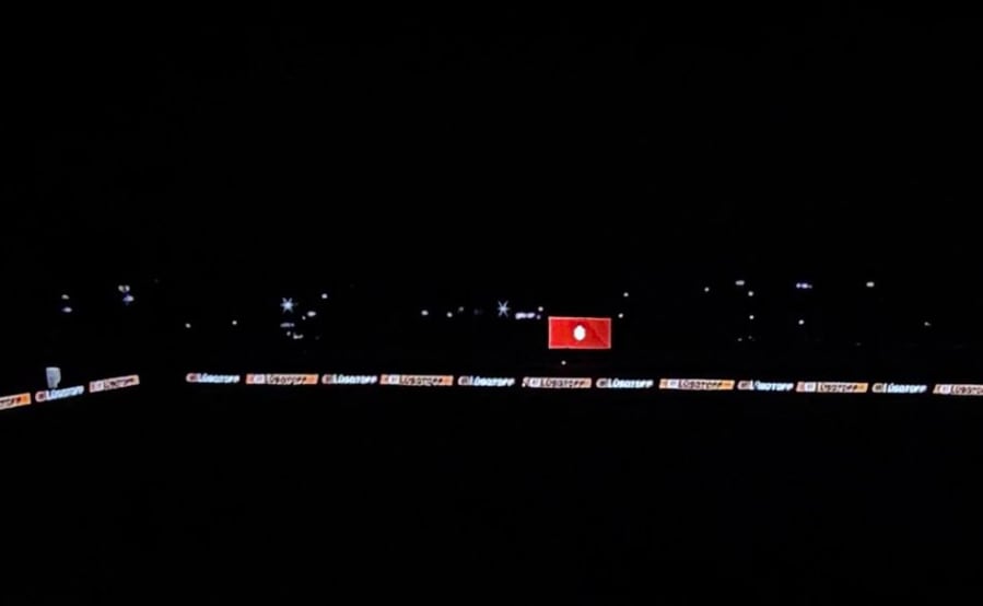 Barracas inauguraba nueva iluminación ante Rosario Central, pero el estadio quedó a oscuras y se demoró el partido Barracas inauguraba nueva iluminación ante Rosario Central, pero el estadio quedó a oscuras y se demoró el partido imagen-5