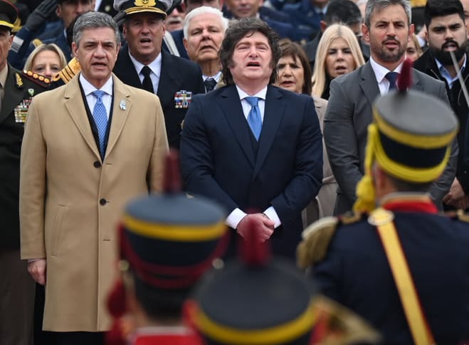 Javier Milei reapareció en el homenaje a San Martín con un discurso de tono electoral y gestos hacia el Pro Javier Milei reapareció en el homenaje a San Martín con un discurso de tono electoral y gestos hacia el Pro imagen-108