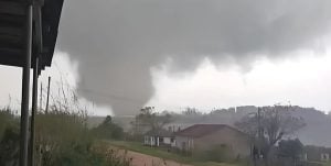 Brasil: un nuevo tornado azotó Rio Grande do Sul por segunda semana consecutiva imagen-8