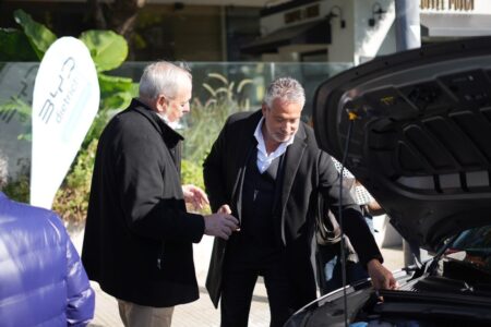Taxis: ¿cuánto se puede ahorrar quien trabaja con un auto eléctrico en comparación a uno naftero? imagen-7