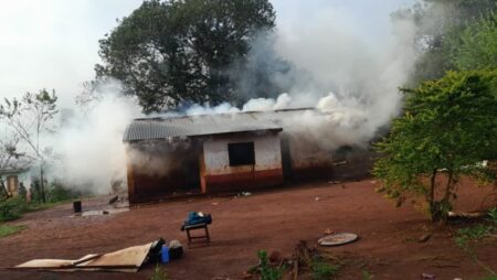 Una falla eléctrica habría provocado un incendio en una vivienda de El Alcázar imagen-12
