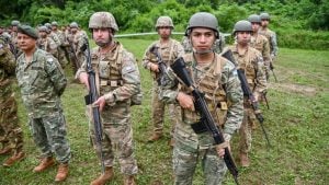 Otorgaron un bono de 50 mil pesos para las Fuerzas Armadas y de seguridad federal Otorgaron un bono de 50 mil pesos para las Fuerzas Armadas y de seguridad federal imagen-9