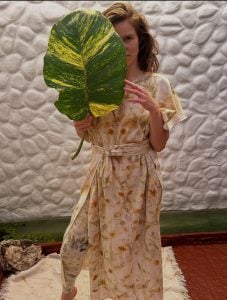Ticket Misiones | Carolina Pfeifer llevará a Negocios, Arte y Vinos una propuesta textil creada con plantas, tintes naturales y vino imagen-8