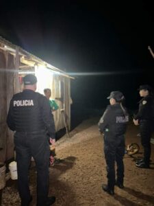 El Soberbio: todas las familias evacuadas regresaron a sus hogares tras el descenso del río Uruguay imagen-1