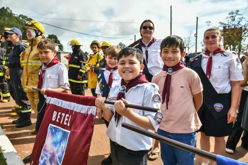 Passalacqua presidió la celebración de los 75 años de San Antonio: «Veo un pueblo en movimiento, que crece y que tiene ganas» imagen-5