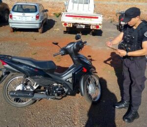 Oberá: robó una moto, chocó durante la fuga y terminó detenido imagen-4
