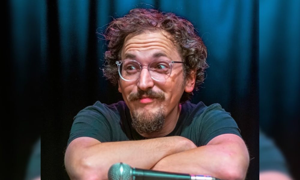 Leandro Igounet, el comediante que corre, llega este domingo a Tanta Tinta Leandro Igounet, el comediante que corre, llega este domingo a Tanta Tinta imagen-5