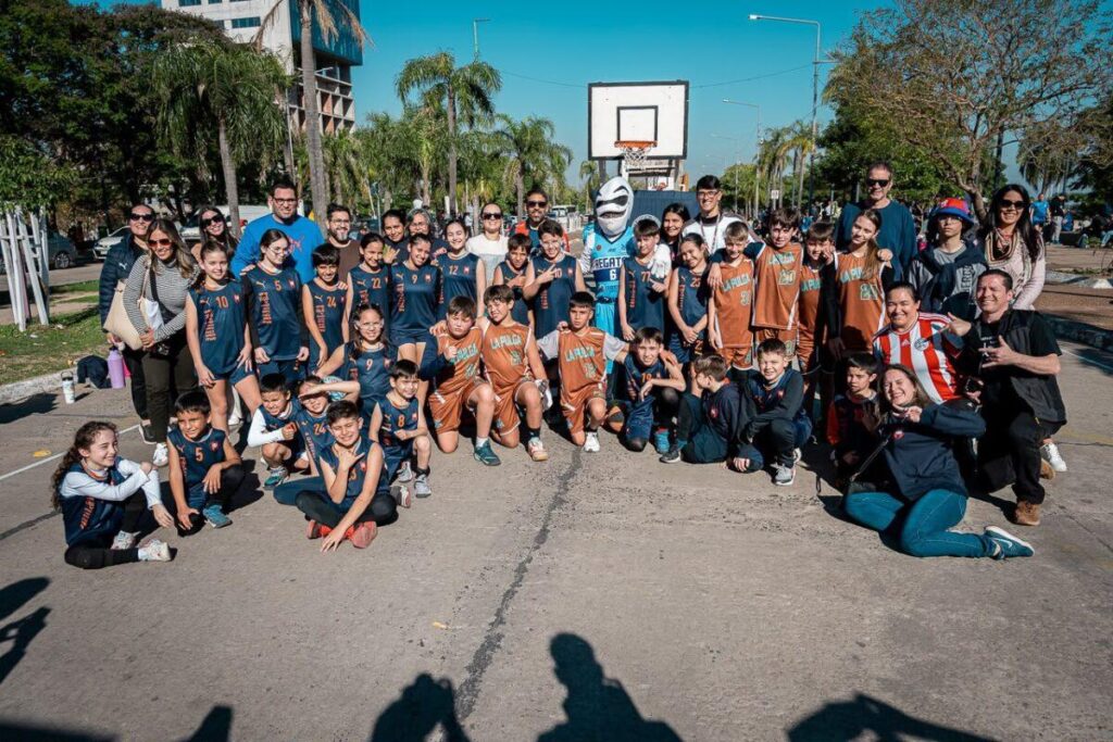 La Pulga Básquet: un sueño que empezó con 9 chicos y hoy juega en la Liga Provincial La Pulga Básquet: un sueño que empezó con 9 chicos y hoy juega en la Liga Provincial imagen-5