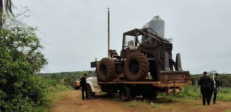 Padre e hijo sufrieron lesiones tras recibir una descarga eléctrica en Itacaruaré imagen-72
