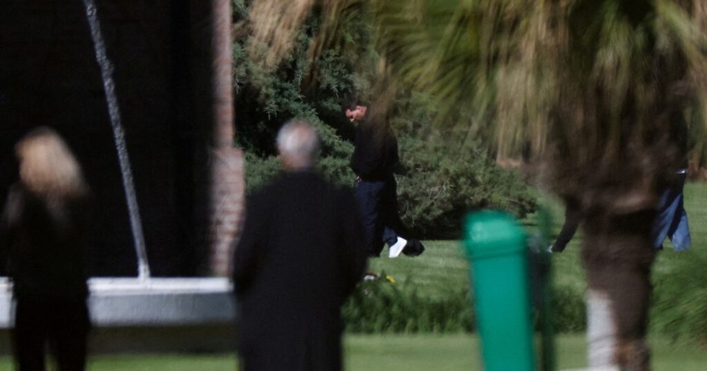 Lionel Messi despidió a su papá Jorge junto a su familia y amigos en una íntima ceremonia en Rosario Lionel Messi despidió a su papá Jorge junto a su familia y amigos en una íntima ceremonia en Rosario imagen-106