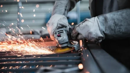 La actividad metalúrgica registró un descenso del 4,4% interanual en julio imagen-10