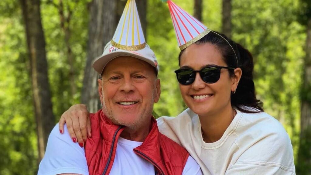 La mujer de Bruce Willis se sincera sobre su 50 cumpleaños: «Creo que la culpa es algo que siempre llevo conmigo» La mujer de Bruce Willis se sincera sobre su 50 cumpleaños: "Creo que la culpa es algo que siempre llevo conmigo" imagen-4