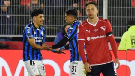 Atlético Tucumán aplastó a Independiente y avanzó a cuartos de la Copa Argentina imagen-22