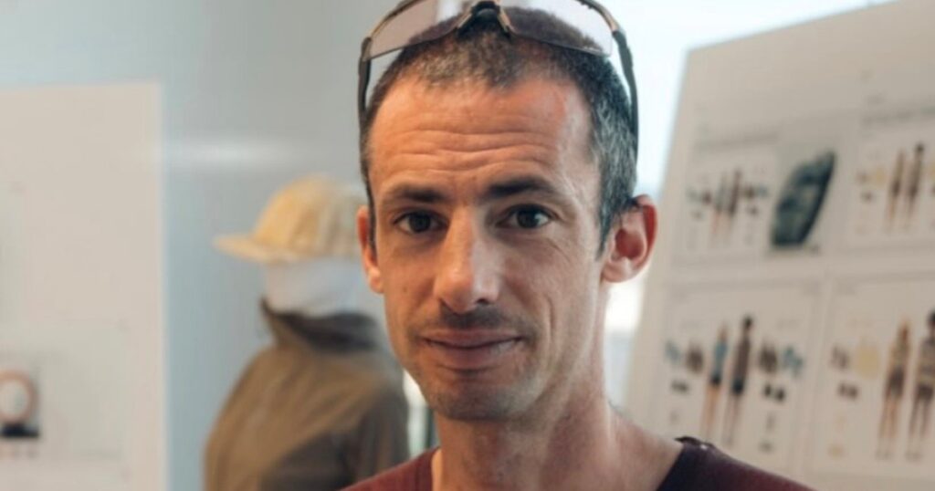 Kilian Jornet, 38 años: "Hace mucho que soy vegetariano y en mi día a día intento centrarme en comer alimentos integrales, obtener suficiente energía, tener variedad y que sea una dieta que pueda mantener a largo plazo" imagen-106