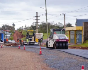 San Vicente: nueva obra de asfaltado conecta la UNAU, el Automotocar y tres barrios locales San Vicente: nueva obra de asfaltado conecta la UNAU, el Automotocar y tres barrios locales imagen-1
