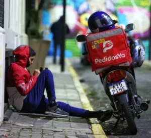Aumenta el pluriempleo: un trabajador necesita entre dos o tres trabajos para llegar a fin de mes imagen-2