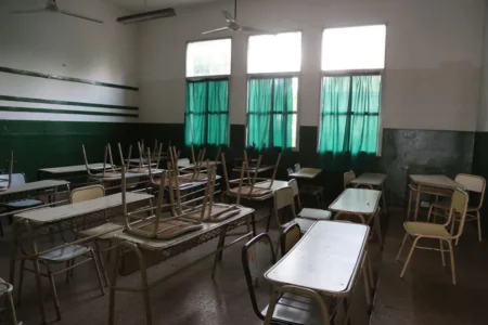 Por el paro nacional docente, este lunes no habrá clases en numerosas instituciones educativas de Misiones imagen-7