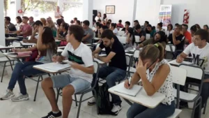 Uno de cada tres ingresantes a la Unam trabaja mientras cursa sus estudios imagen-1