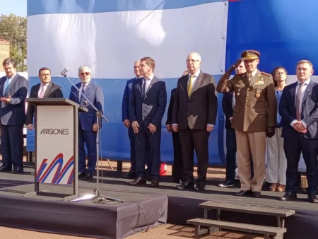 Passalacqua encabezó el acto central en San José imagen-8