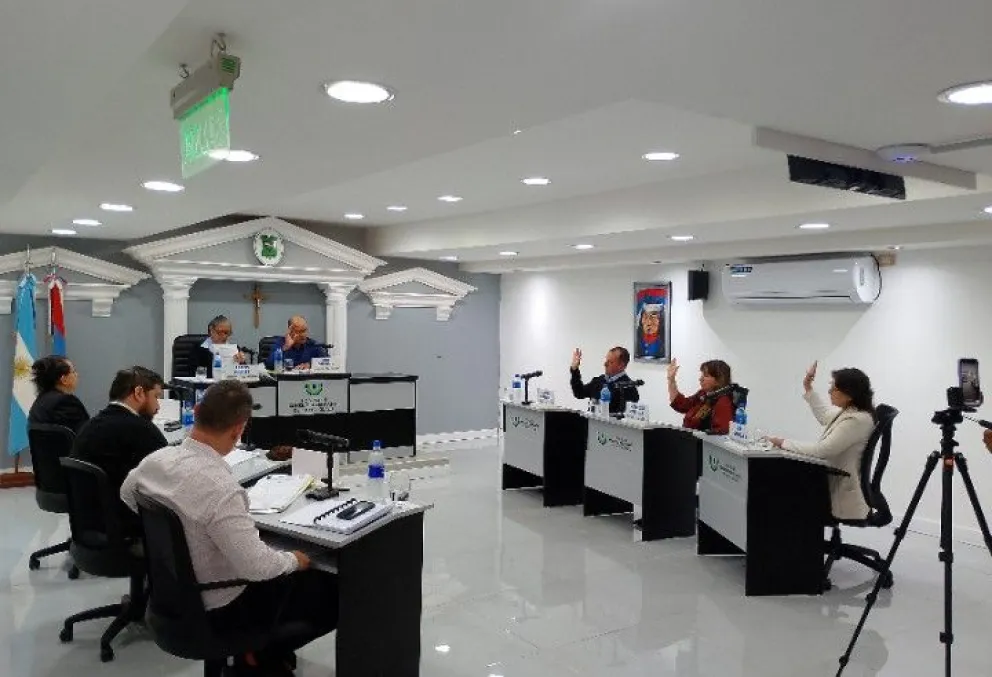Proponen crear una comisión especial para fortalecer la integración fronteriza entre Puerto Iguazú y Foz do Iguaçu Proponen crear una comisión especial para fortalecer la integración fronteriza entre Puerto Iguazú y Foz do Iguaçu imagen-4
