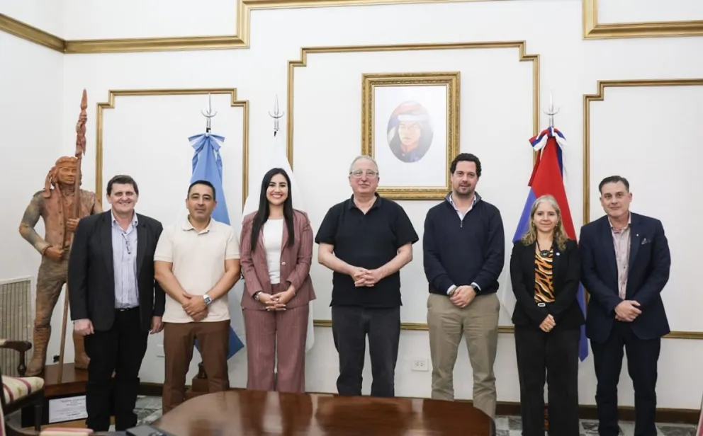 Passalacqua recibió a funcionarios de Nación para avanzar en la implementación de tiendas libres en las fronteras misioneras Passalacqua recibió a funcionarios de Nación para avanzar en la implementación de tiendas libres en las fronteras misioneras imagen-5