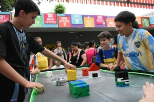 Dos equipos misioneros clasificaron a la final nacional de la Copa Robótica Educabot imagen-1