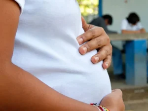 Advierten por el impacto de los consumos problemáticos en la maternidad imagen-2