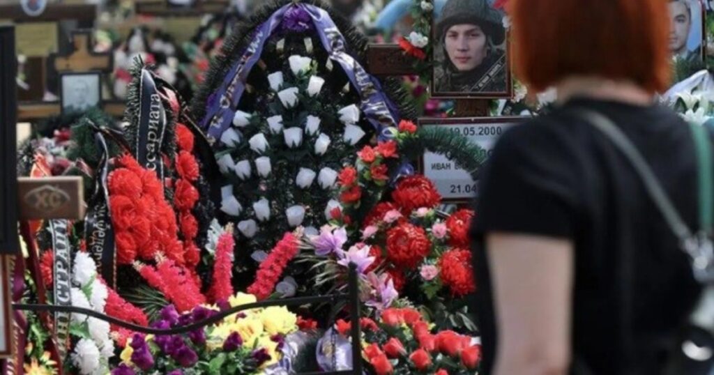 El entramado de las "viudas negras" de Rusia: la oscura estafa de matrimonios exprés para cobrar compensaciones de militares caídos imagen-95