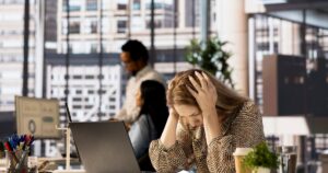 Lo que la Edad Media puede enseñarnos sobre cómo prevenir el agotamiento en el trabajo, mejorar el rendimiento y ganar tiempo libre Lo que la Edad Media puede enseñarnos sobre cómo prevenir el agotamiento en el trabajo, mejorar el rendimiento y ganar tiempo libre imagen-4