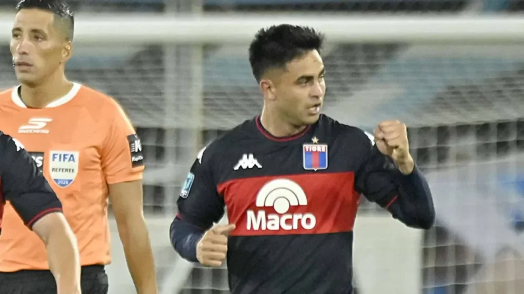 Sorpresivo palito del Pity Martínez a River tras ser figura de Tigre ante Racing – TyC Sports Sorpresivo palito del Pity Martínez a River tras ser figura de Tigre ante Racing - TyC Sports imagen-44