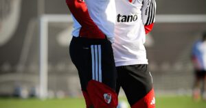 El mensaje y las fotos que posteó Otamendi para recibir a Almada El mensaje y las fotos que posteó Otamendi para recibir a Almada imagen-1