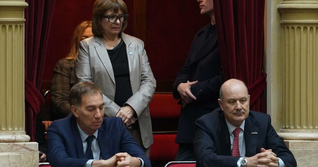 Inquietud por los gobernadores, las llamadas de inversores y el silencio en las redes Inquietud por los gobernadores, las llamadas de inversores y el silencio en las redes imagen-5