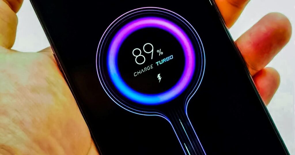 Los expertos en tecnología coinciden: limitar la batería del celular al 80% puede hacer que dure más imagen-106