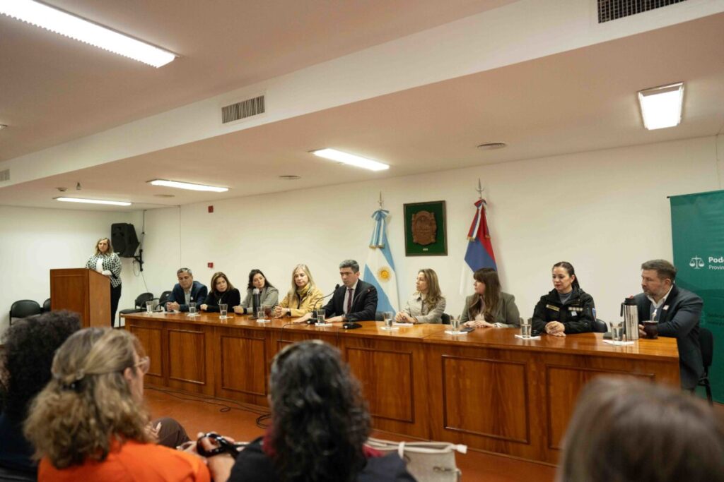 El Superior Tribunal de Justicia de Misiones aprueba un conjunto de protocolos tendiente a la implementación del nuevo Régimen Penal Juvenil El Superior Tribunal de Justicia de Misiones aprueba un conjunto de protocolos tendiente a la implementación del nuevo Régimen Penal Juvenil imagen-5