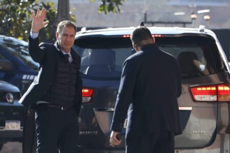 Santilli designó a Adrián González como nuevo presidente de Correo Argentino imagen-16