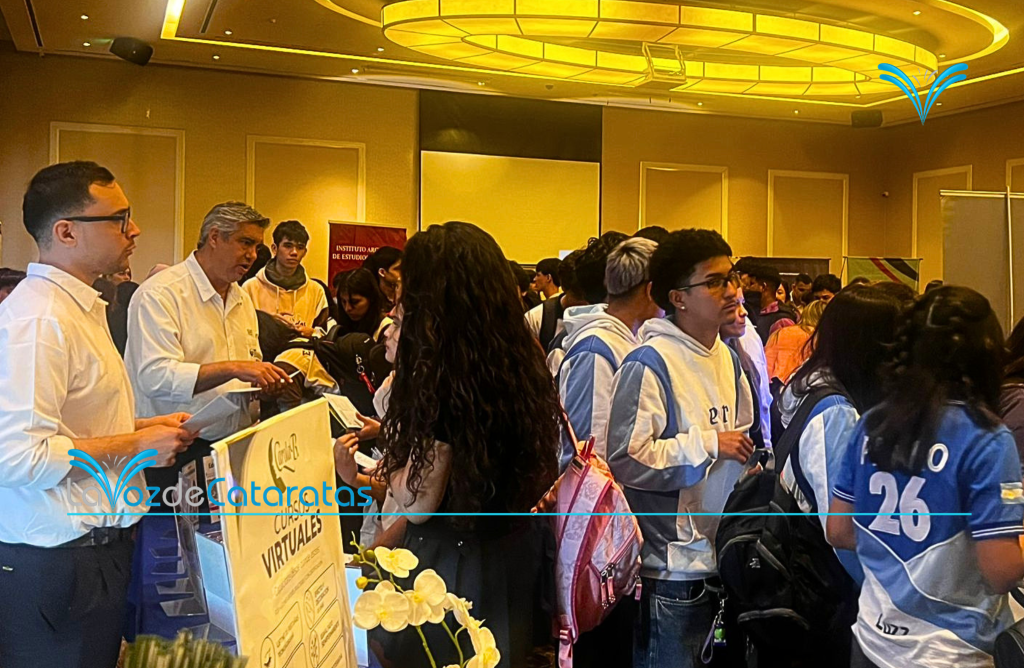 Más de 35 expositores presentan sus propuestas en la XI Expo Carreras Más de 35 expositores presentan sus propuestas en la XI Expo Carreras imagen-5