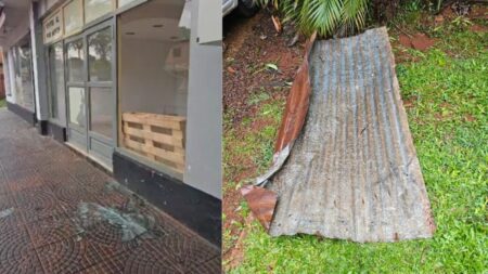 Eldorado: una chapa salió despedida durante la tormenta y destruyó la vidriera de una heladería imagen-73