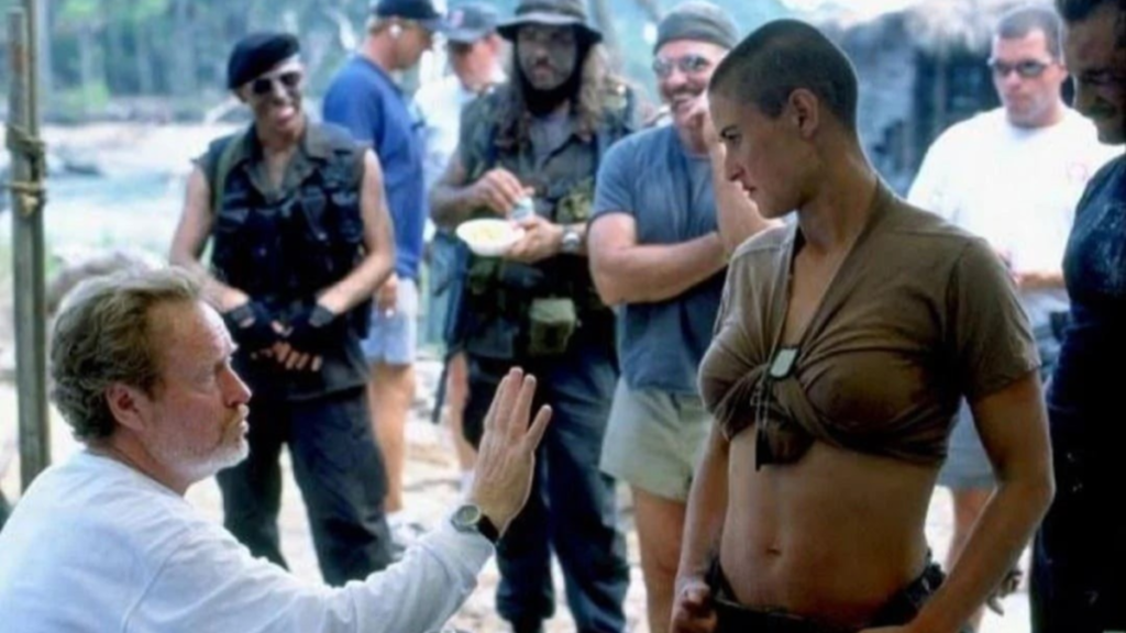 13 millones de dólares volvieron a Demi Moore la actriz mejor pagada y sólo una persona podía superarla: Demi Moore imagen-5