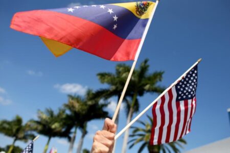 TPS para venezolanos: los tres escenarios para inmigrantes que quedan en un limbo tras el fallo de la Corte Suprema imagen-7