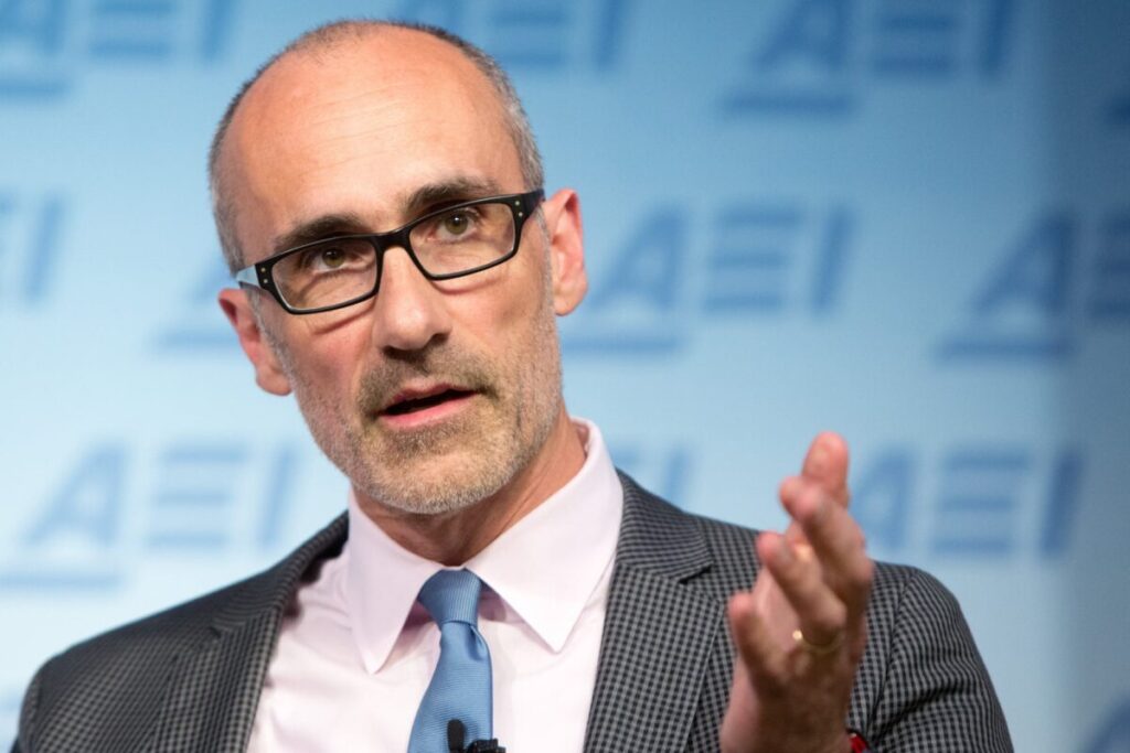 Arthur Brooks, experto en felicidad de Harvard: “Hay una inteligencia que nace a partir de los 40 años” imagen-5