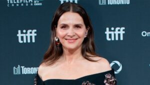 Juliette Binoche, tras rechazar tres veces a Steven Spielberg: “Es más un director de hombres, como Scorsese” Juliette Binoche, tras rechazar tres veces a Steven Spielberg: "Es más un director de hombres, como Scorsese" imagen-3