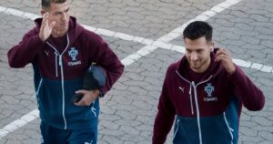 ¿Borrón y cuenta nueva? En Portugal quieren limar asperezas entre Cristiano y Jorge Jesus imagen-2