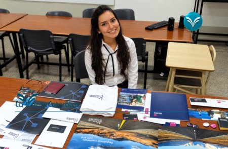 Entre la creatividad y la tecnología: Marina Sosa apuesta al diseño con identidad imagen-71