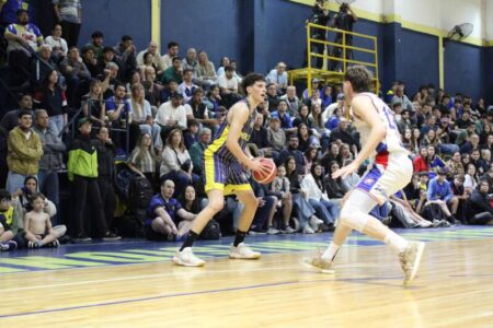 Básquet: derrota de Mitre en el debut imagen-20