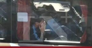 Video: la emoción de Messi en el viaje rumbo al Monumental imagen-2