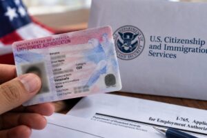 Reactivan el TPS para miles de inmigrantes en EE.UU., pero el Uscis aún no aclara fechas de vigencia para el EAD Reactivan el TPS para miles de inmigrantes en EE.UU., pero el Uscis aún no aclara fechas de vigencia para el EAD imagen-3